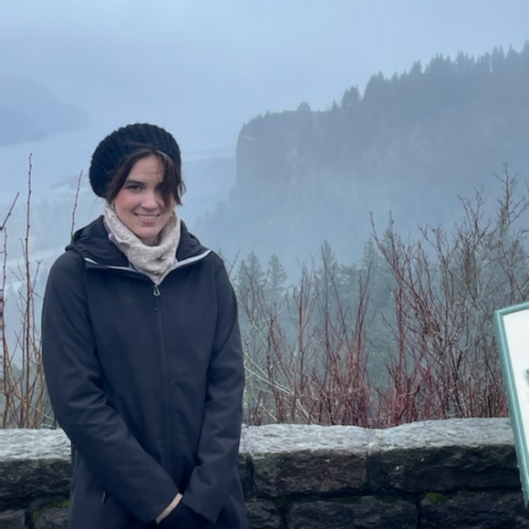 Meet your Posher, Ashley - Picture 1 of 4